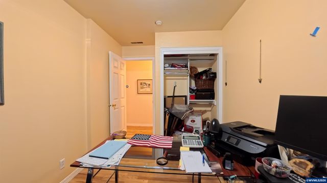 908 Browning Av S, Salem, OR 97302