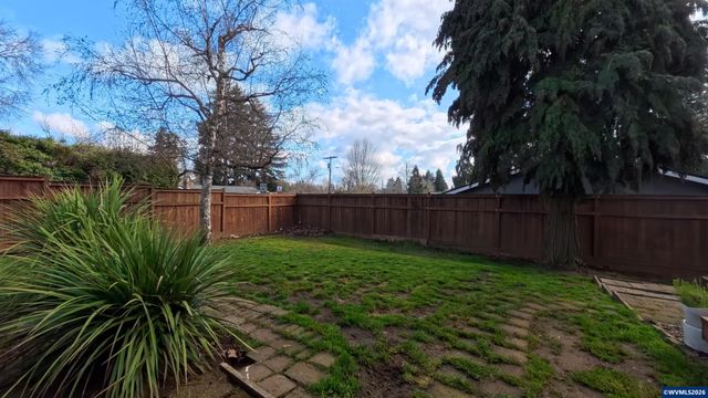 908 Browning Av S, Salem, OR 97302