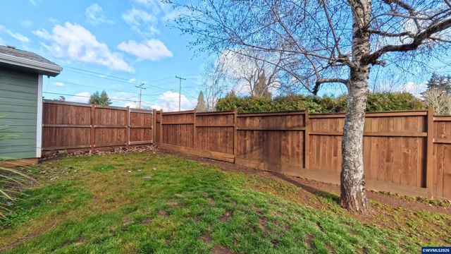 908 Browning Av S, Salem, OR 97302