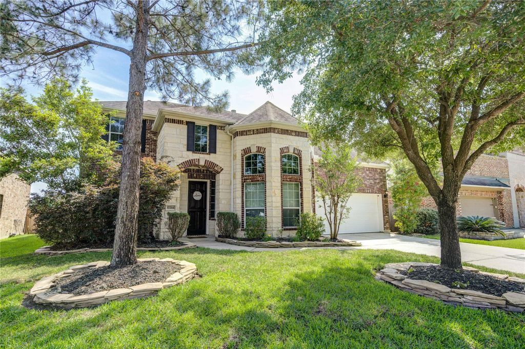 17214 Cascading Springs Lane, Humble, TX 77346
