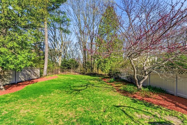 65 Spring St, Lexington, MA 02421