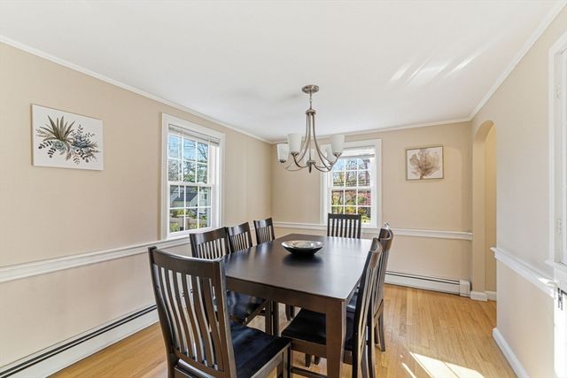 65 Spring St, Lexington, MA 02421