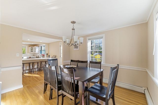 65 Spring St, Lexington, MA 02421