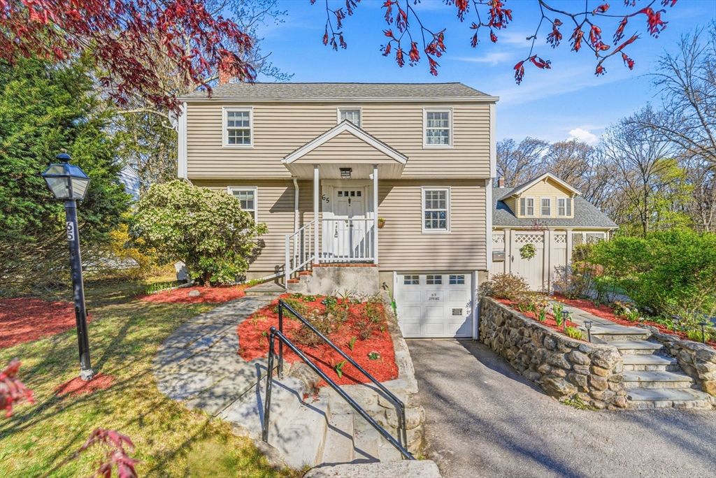 65 Spring St, Lexington, MA 02421