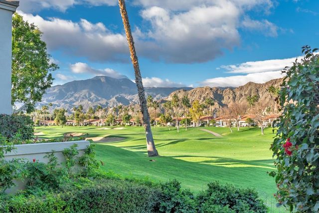 54781 Oak Hill, La Quinta, CA 92253