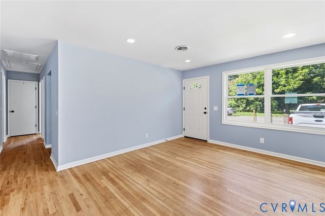515 S 20th Ave, Hopewell, VA 23860