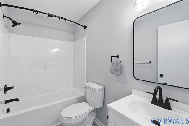 515 S 20th Ave, Hopewell, VA 23860