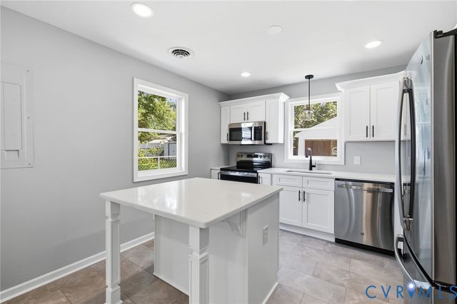 515 S 20th Ave, Hopewell, VA 23860