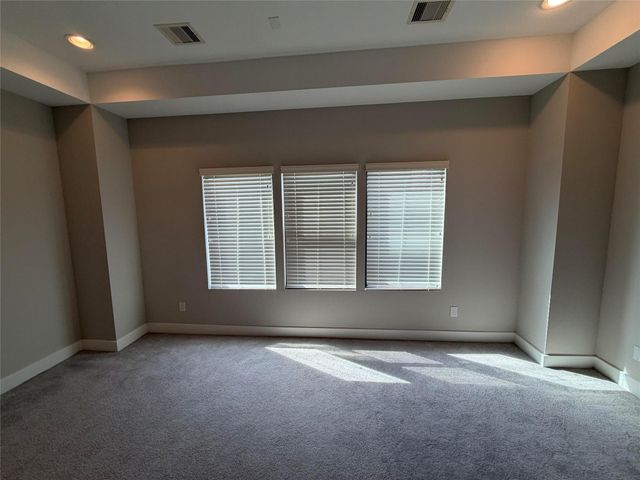 10806 Warwana Road A, Houston, TX 77043