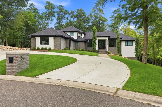 521 Iroquois Court, Oxford Twp, MI 48371