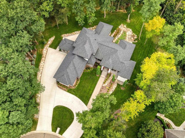 521 Iroquois Court, Oxford Twp, MI 48371