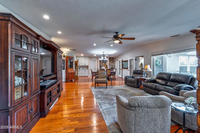 2405 N Williamson Valley Road, Prescott, AZ 86305