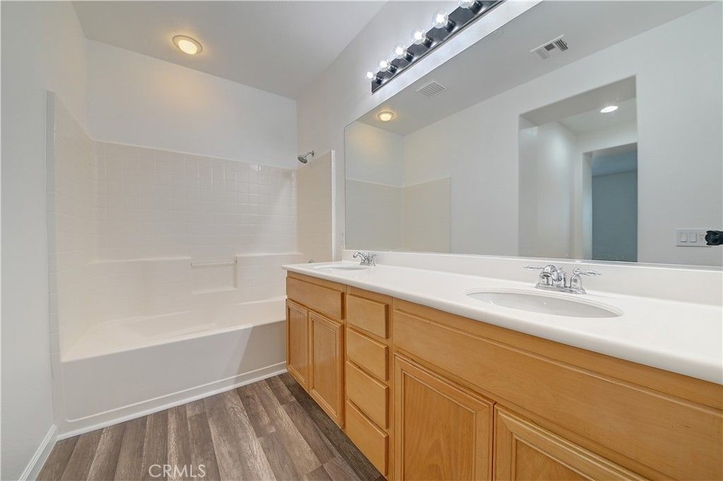 Image 28 of property listing at 26279 Iris Avenue E, Moreno Valley, CA 92555