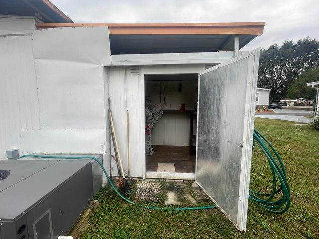 37353 RAY DRIVE, Zephyrhills, FL 33541