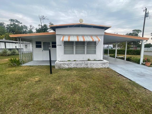 37353 RAY DRIVE, Zephyrhills, FL 33541