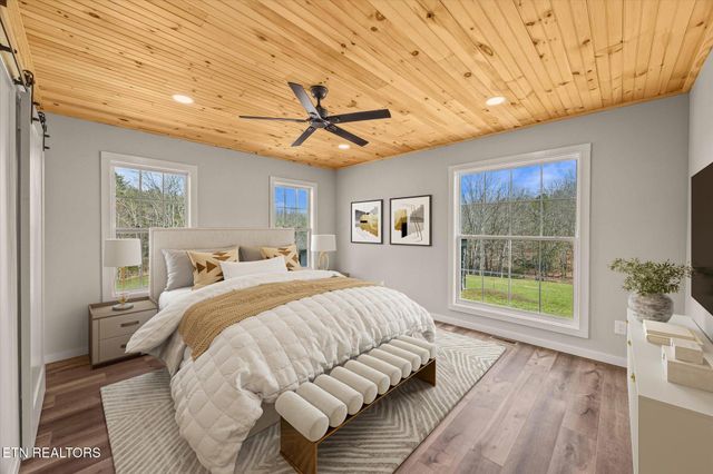 999 Smith Hall Rd, Jamestown, TN 38556