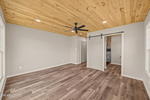 999 Smith Hall Rd, Jamestown, TN 38556