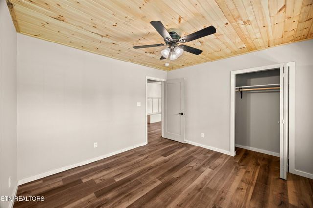 999 Smith Hall Rd, Jamestown, TN 38556