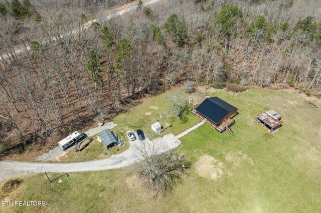 999 Smith Hall Rd, Jamestown, TN 38556