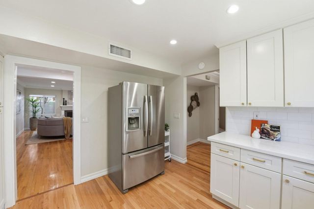 19123 Vineyard Lane, Saratoga, CA 95070