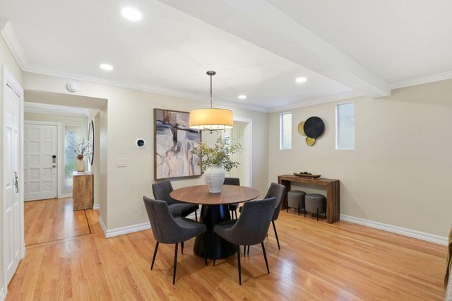 19123 Vineyard Lane, Saratoga, CA 95070