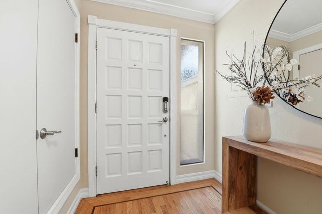 19123 Vineyard Lane, Saratoga, CA 95070