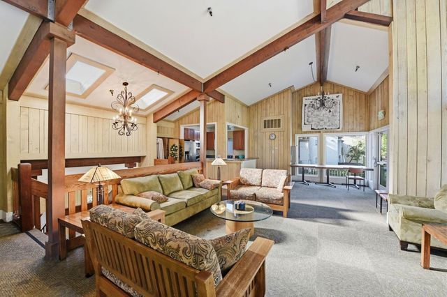 19123 Vineyard Lane, Saratoga, CA 95070