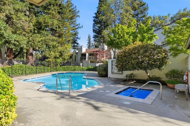 19123 Vineyard Lane, Saratoga, CA 95070