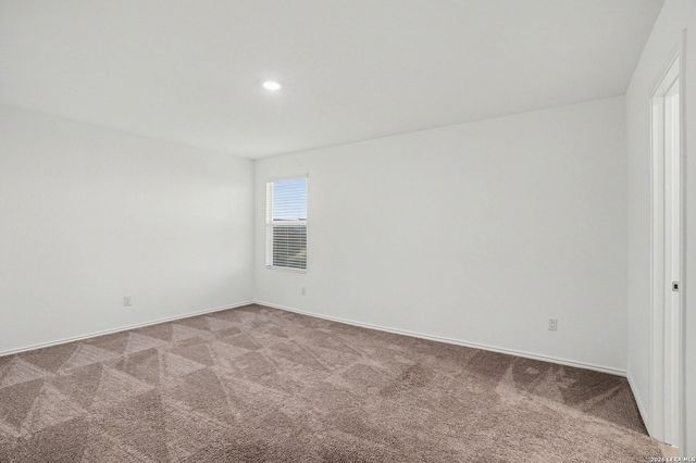 5459 Daphne Path, San Antonio, TX 78253