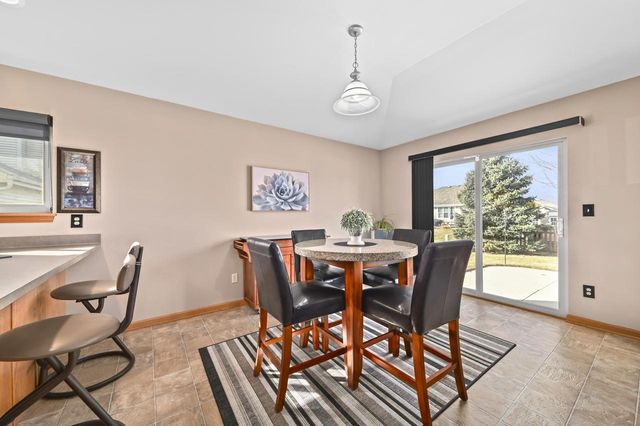 4024 Stillwater CIRCLE, Waukesha, WI 53189