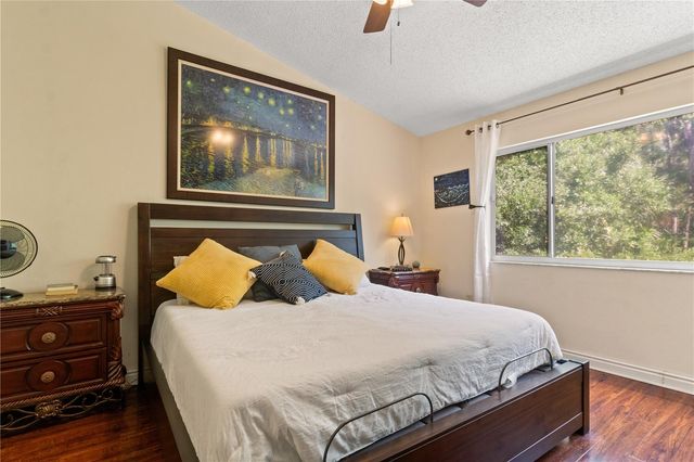 8635 HUNTERS KEY CIRCLE, Tampa, FL 33647