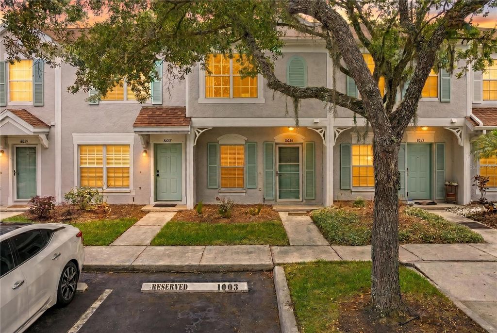 8635 HUNTERS KEY CIRCLE, Tampa, FL 33647