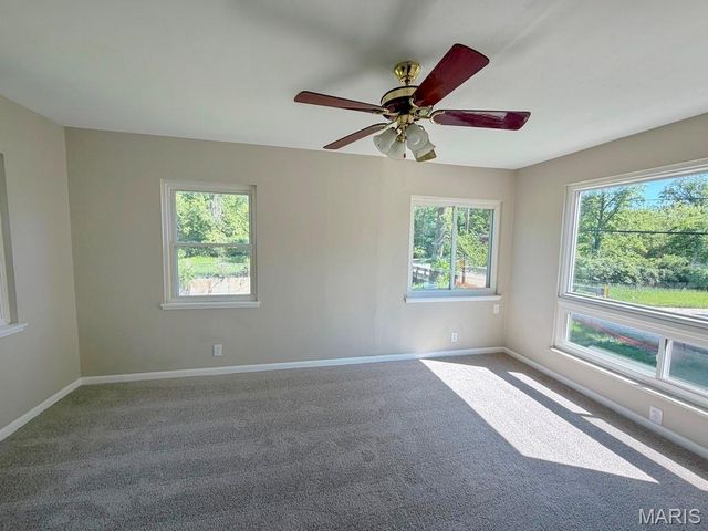 10063 Green Valley Drive, St Louis, MO 63136