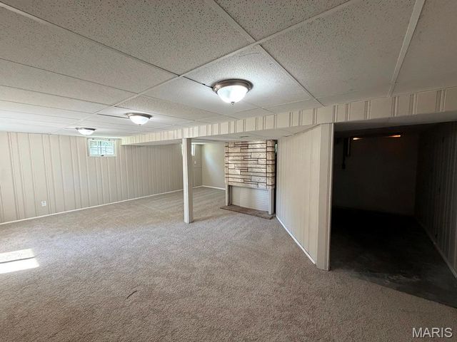 10063 Green Valley Drive, St Louis, MO 63136