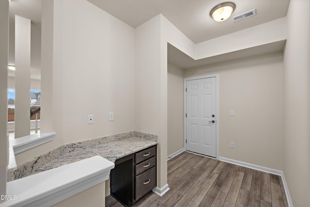 533 Duggins Point, Apex, NC 27523