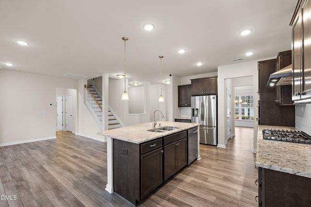 533 Duggins Point, Apex, NC 27523