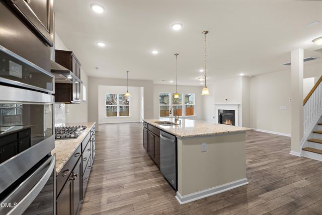 533 Duggins Point, Apex, NC 27523