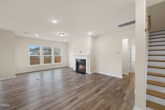 533 Duggins Point, Apex, NC 27523