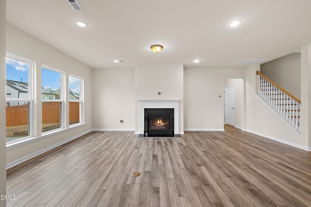 533 Duggins Point, Apex, NC 27523