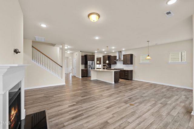 533 Duggins Point, Apex, NC 27523