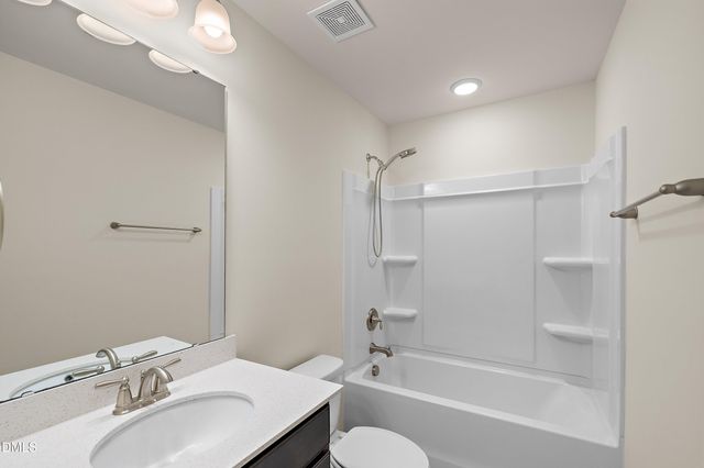 533 Duggins Point, Apex, NC 27523