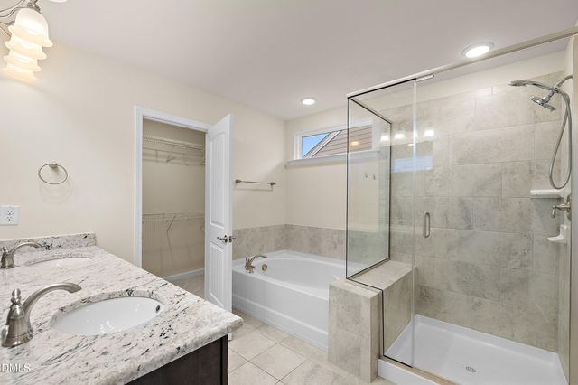 533 Duggins Point, Apex, NC 27523