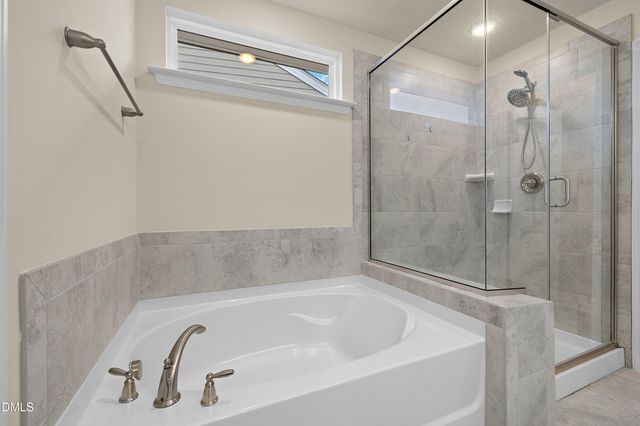 533 Duggins Point, Apex, NC 27523