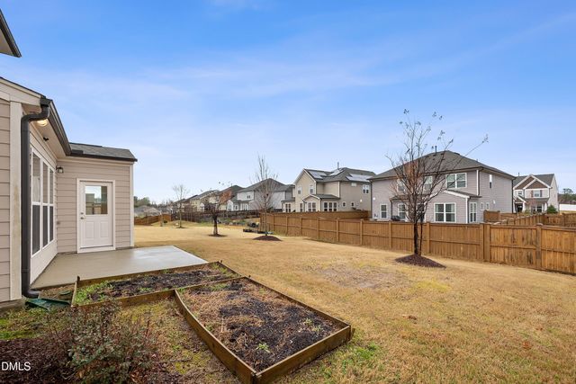 533 Duggins Point, Apex, NC 27523