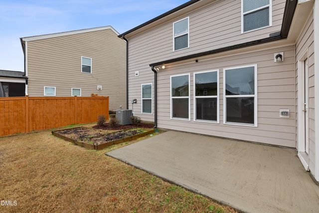 533 Duggins Point, Apex, NC 27523