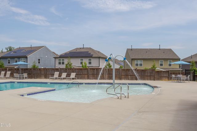 533 Duggins Point, Apex, NC 27523