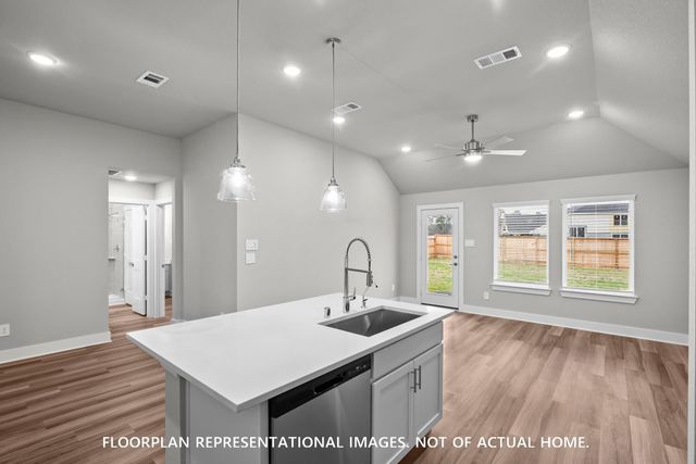 716 Hackberry Branch Court, Magnolia, TX 77354