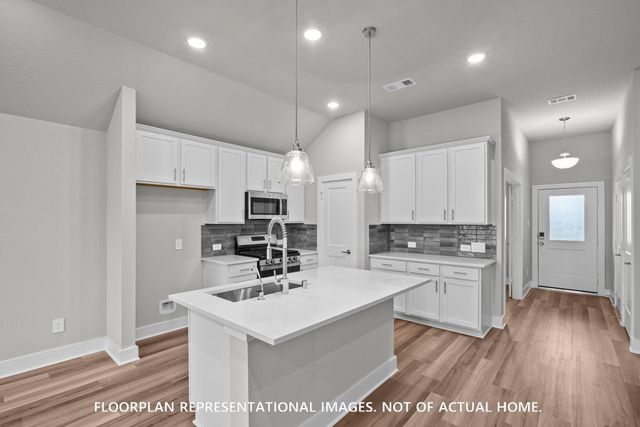 716 Hackberry Branch Court, Magnolia, TX 77354