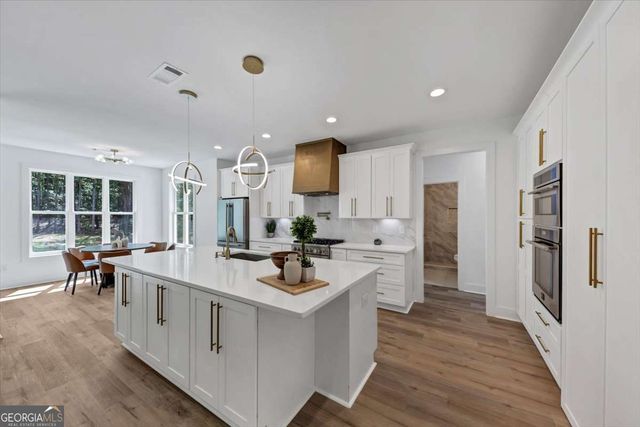 644 Harbour Shores Drive, Jackson, GA 30233