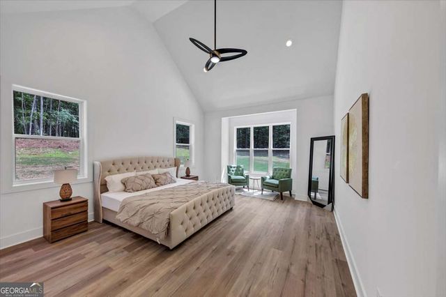 644 Harbour Shores Drive, Jackson, GA 30233